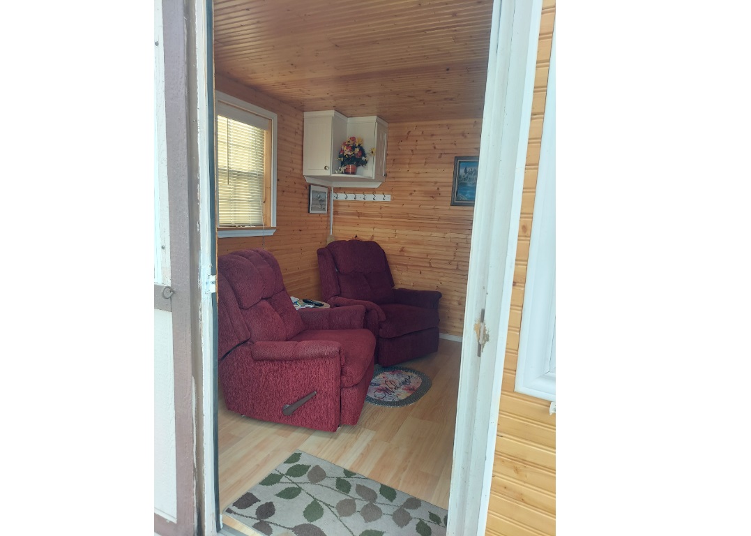 Lot 253